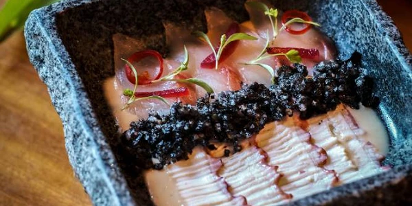 Osaka Nikkei. Umi Tiradito