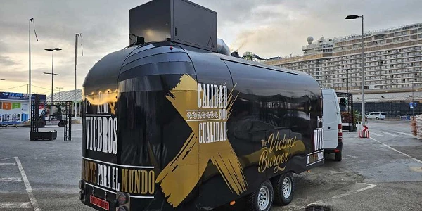 Foodtruck profesional Bread and Butter Garage  